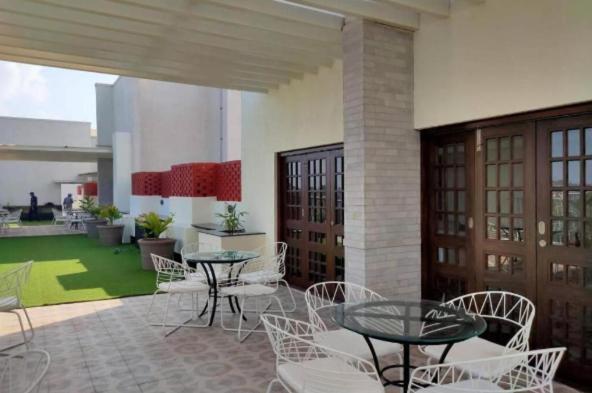 Pool And Garden View Good Stay Premium 2 Bhk Flat 104 Dabolim Kültér fotó