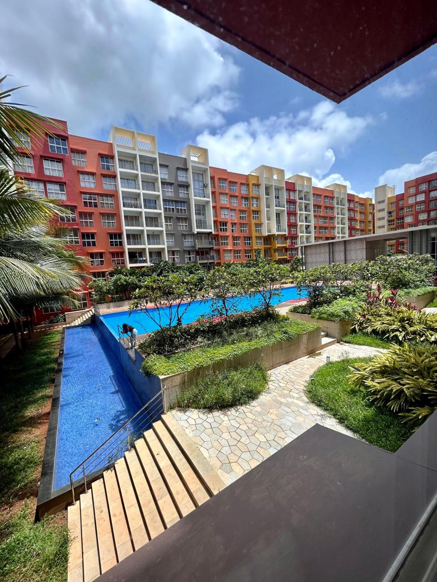 Pool And Garden View Good Stay Premium 2 Bhk Flat 104 Dabolim Kültér fotó